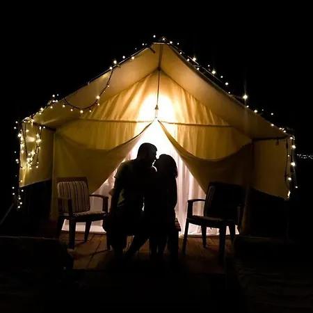 Zoe Glamping