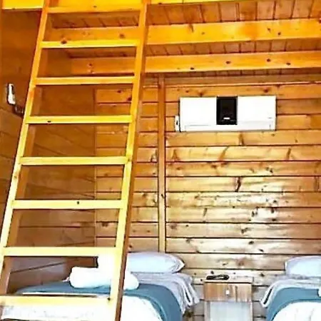 Zoe Glamping *